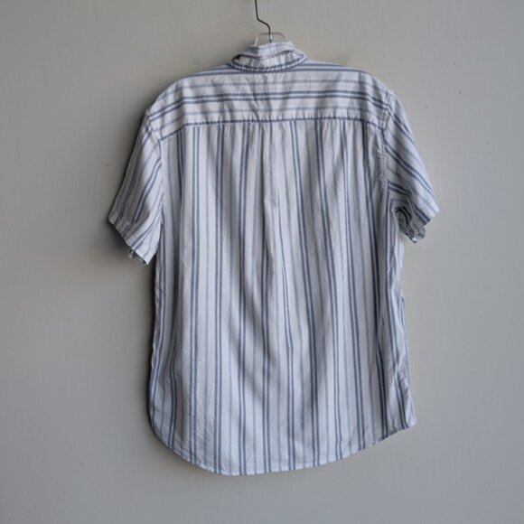 GAP Blue Casual Button Down Shirt with Vertical Stripes - Picture 2 of 4